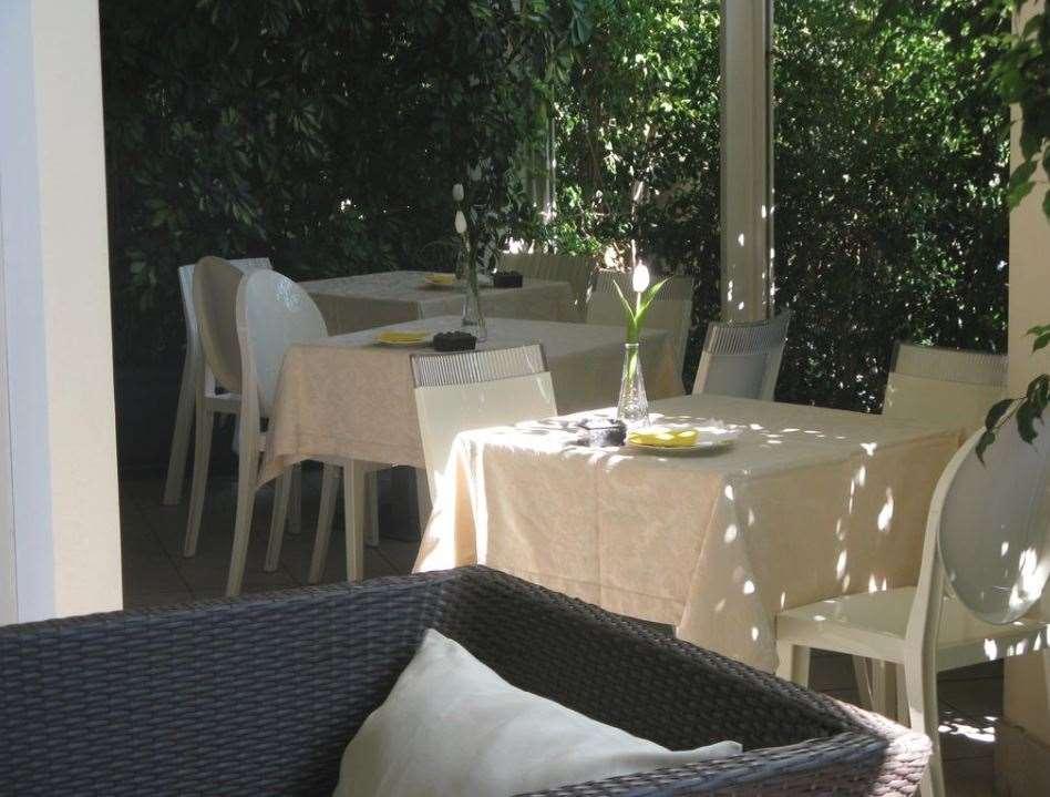 Maison R Boutique Реджо ди Калабрия Ресторант снимка
